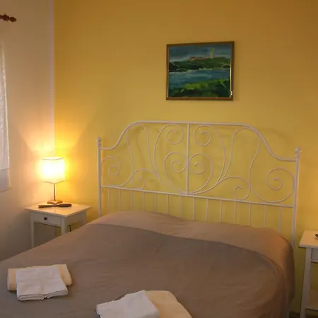 Mata Apartments Premantura Room photo