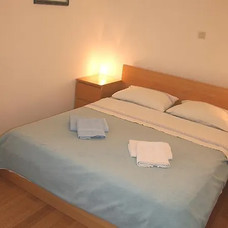 Mata Apartments Premantura Room photo